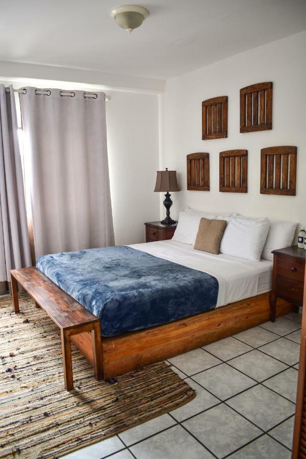 Cinco Hotel B&B Σαν Σαλβαντόρ Εξωτερικό φωτογραφία